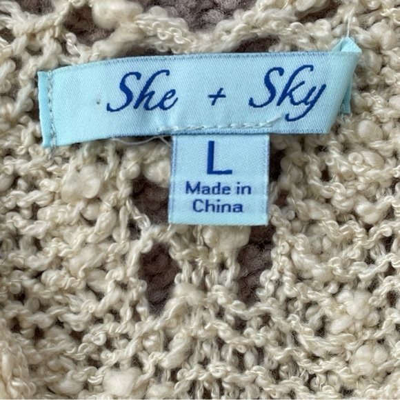 She + Sky Women’s Cold Shoulder Open Knit Sweater Size Large Off White Beige - Picture 6 of 7